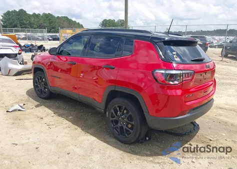 2023 Jeep Compass Altitude 4X4 from USA, damaged, VIN 3C4NJDBN2PT534472